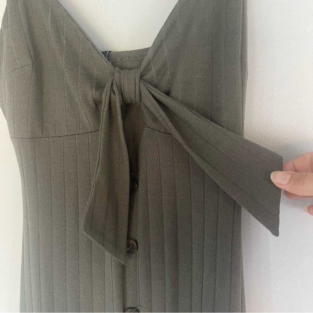 NWT Windsor Front Slit Maxi Dress Button Ribbed Spaghetti Strap Olive Tie Front - Picture 6 of 15